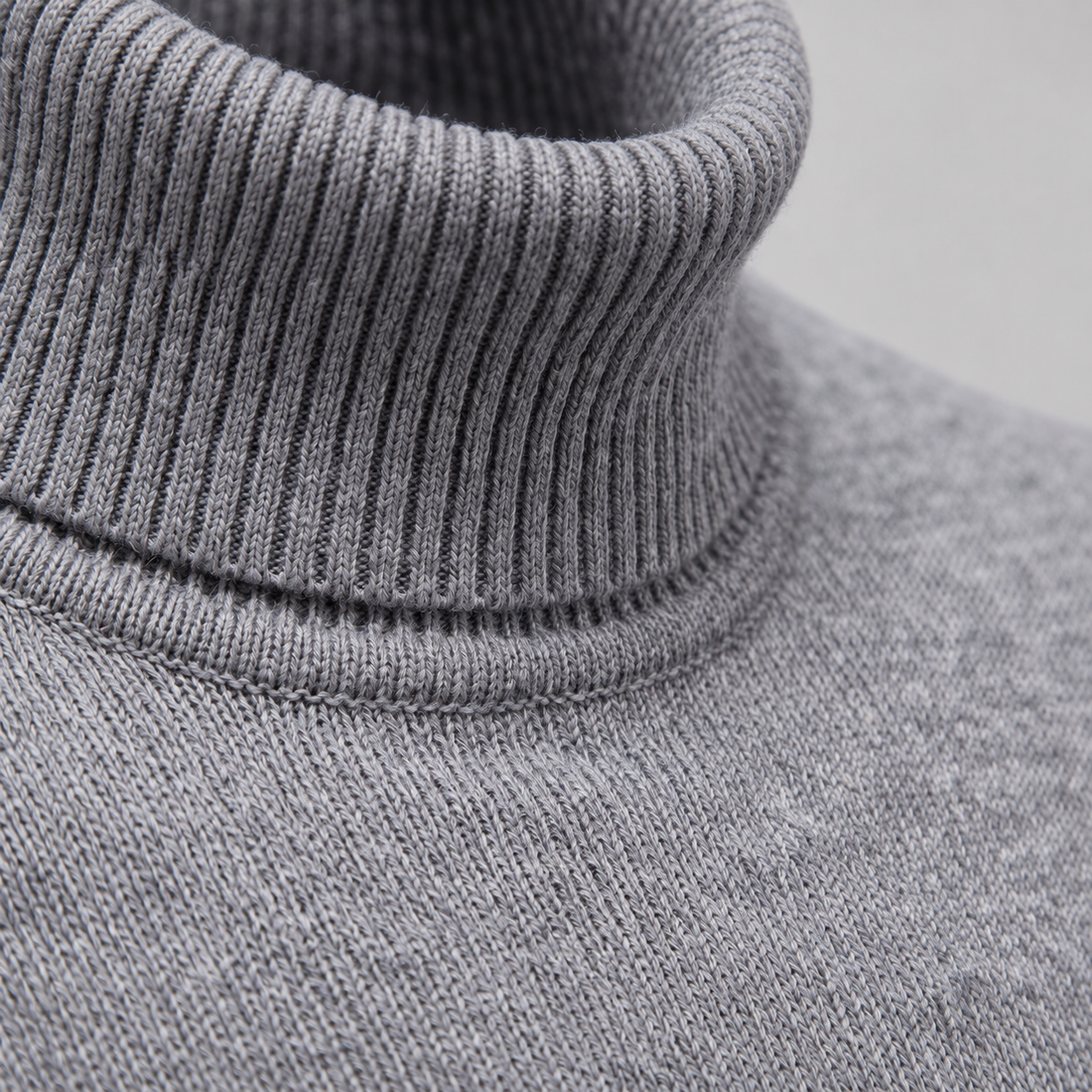 Men's Slim Fit Viscose Turtleneck Sweater