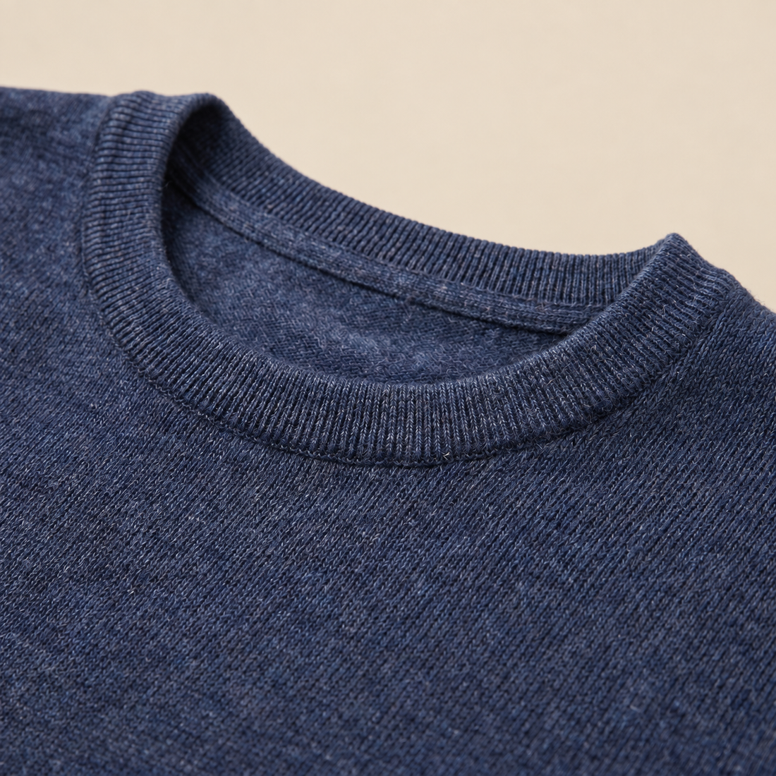 Men's Long-Sleeved Crew Neck Sweater