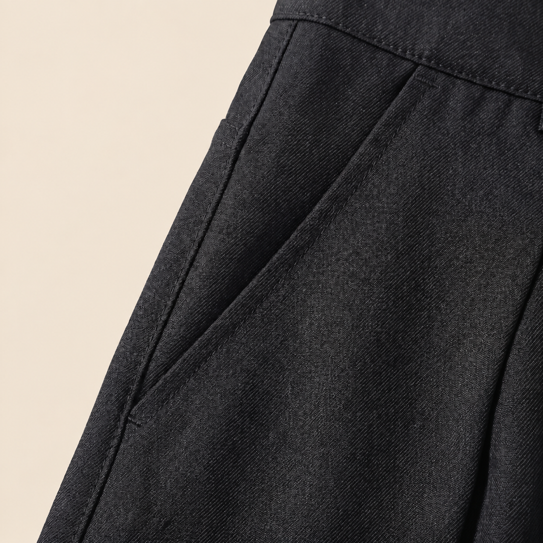 Men's Pleated Wide-Leg Tailored Trousers