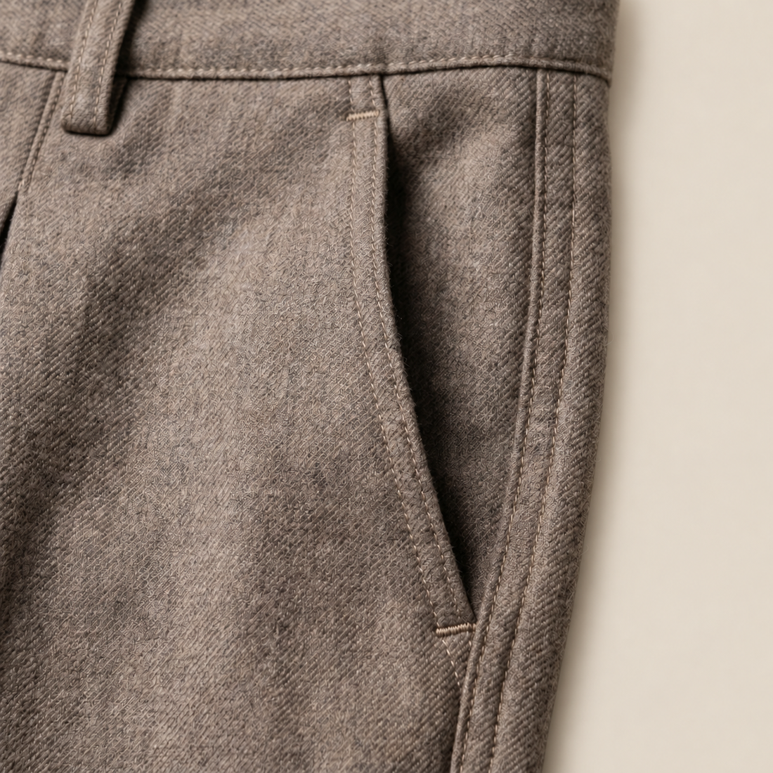 Men's Pleated Wide-Leg Tailored Trousers