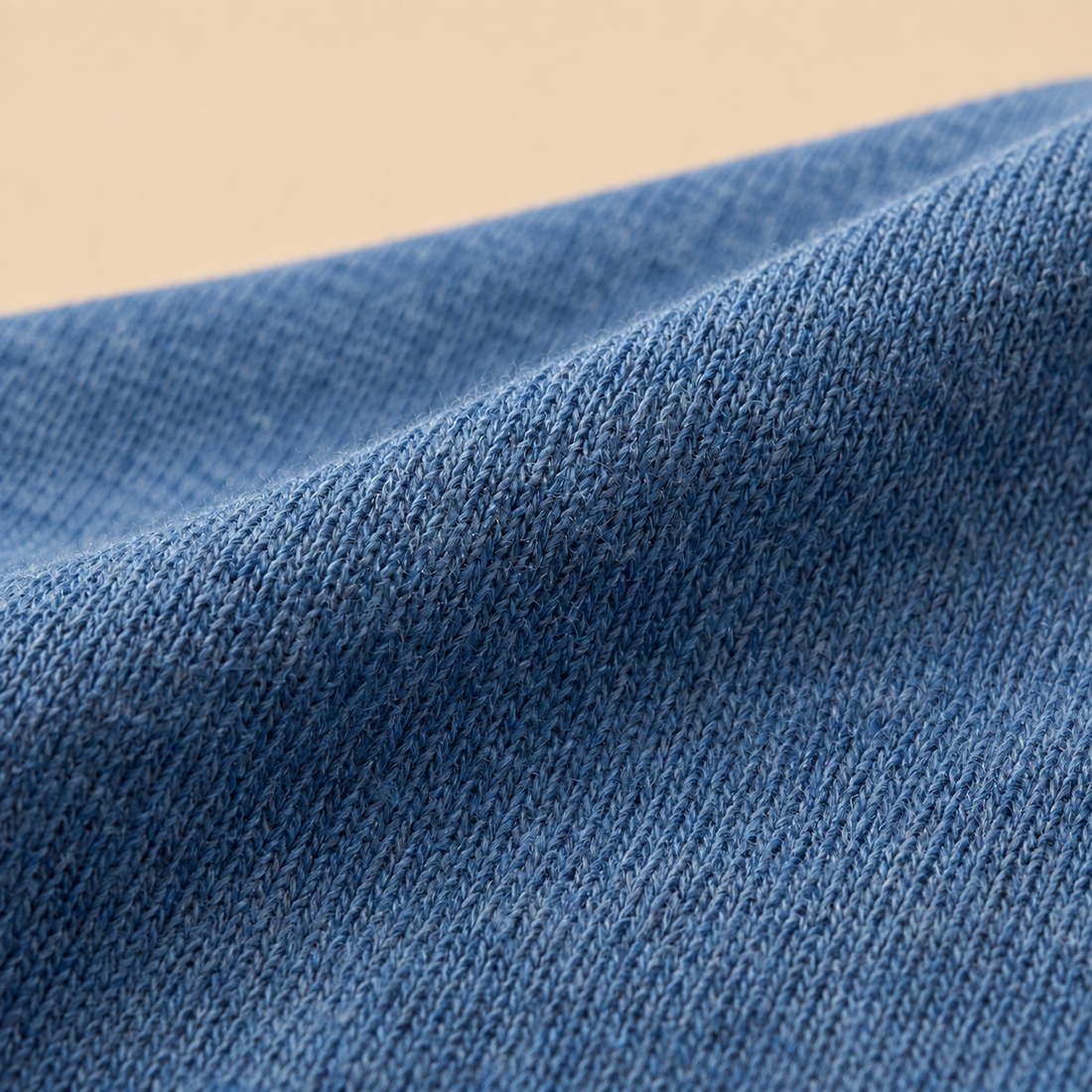 Men's Long-Sleeved Crew Neck Sweater
