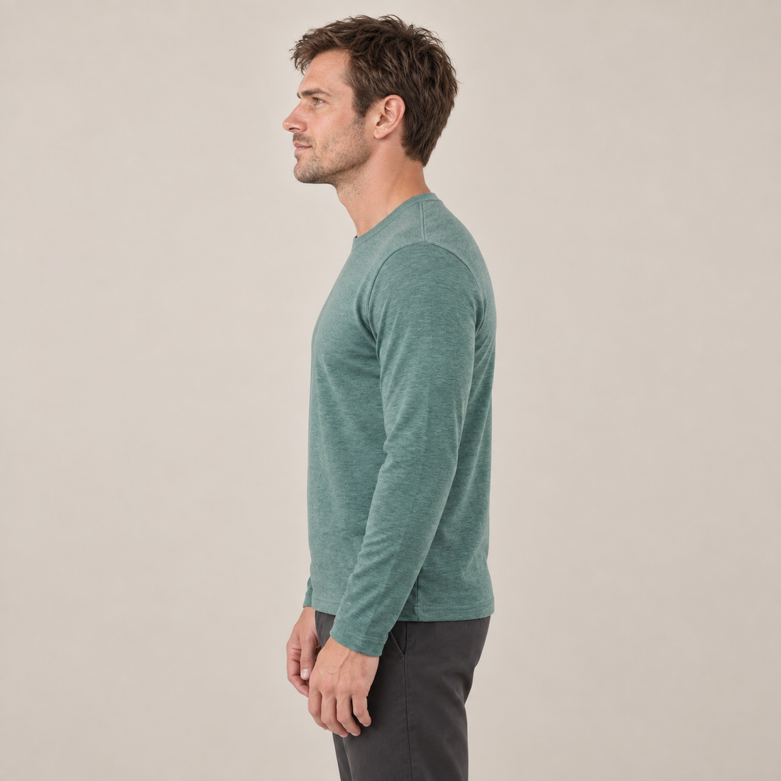 Men's Long-Sleeved Crew Neck Sweater