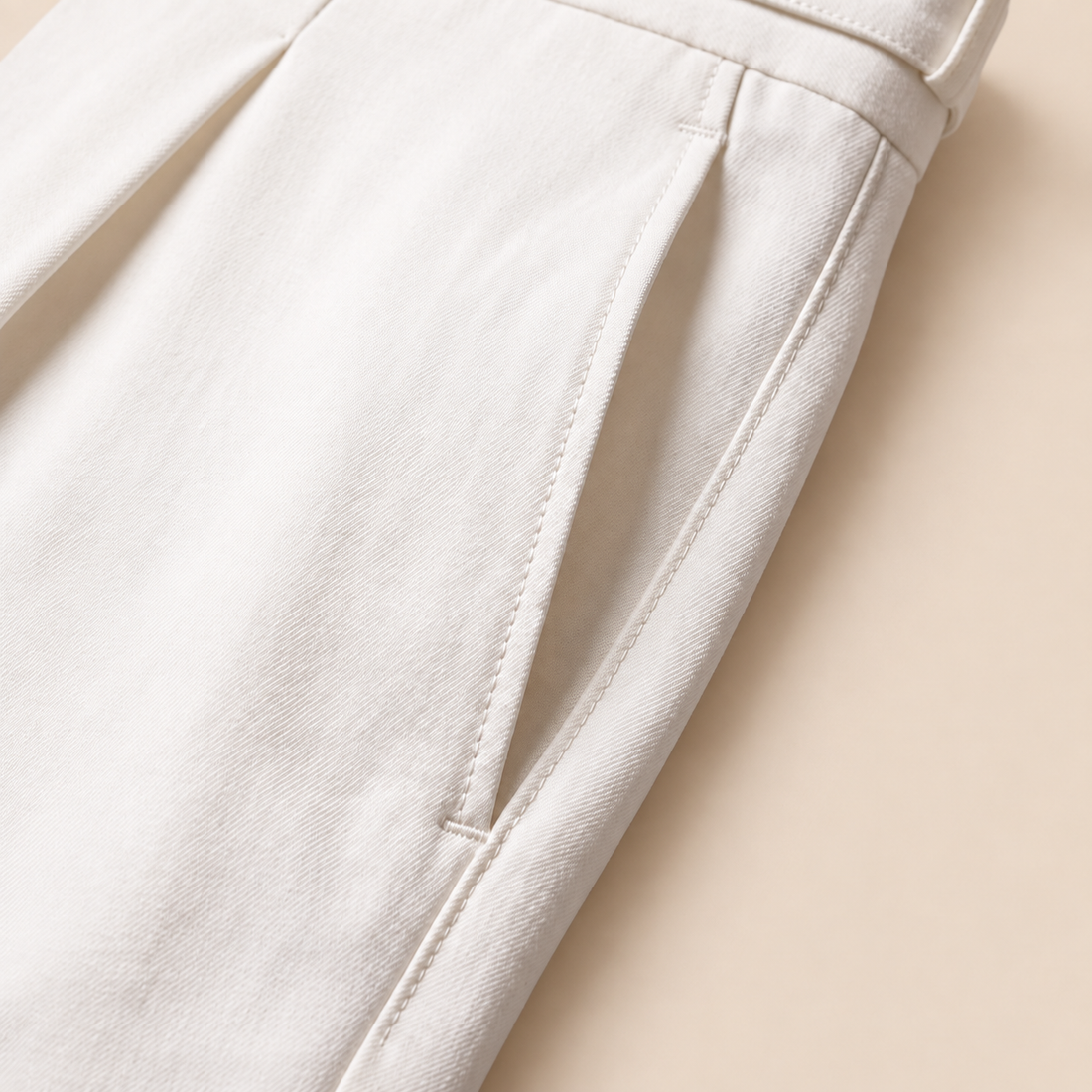 Men's Pleated Tailored Trousers with Turn-Ups