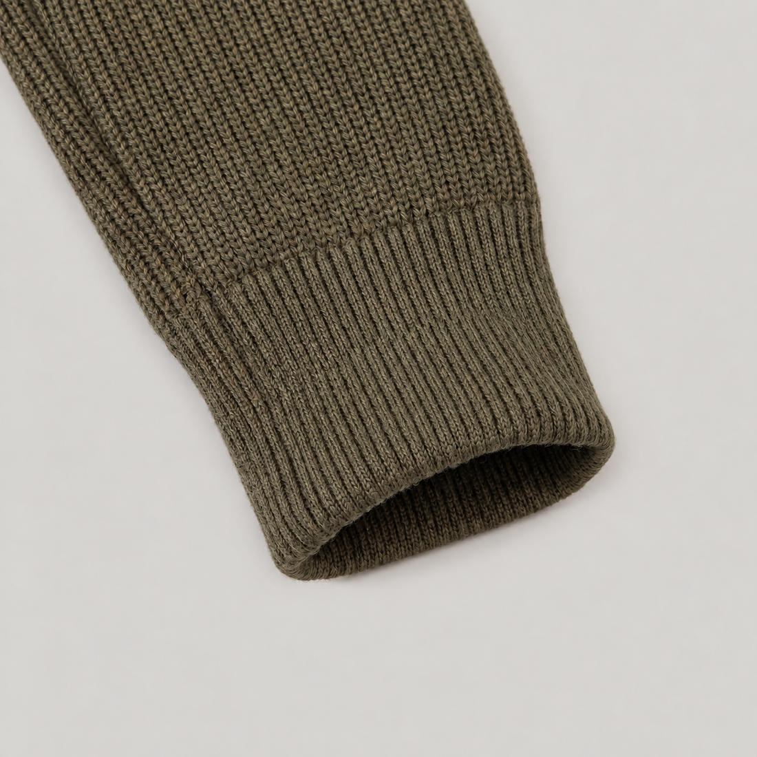 Men's Quilted Hybrid Jacket with Knit Sleeves