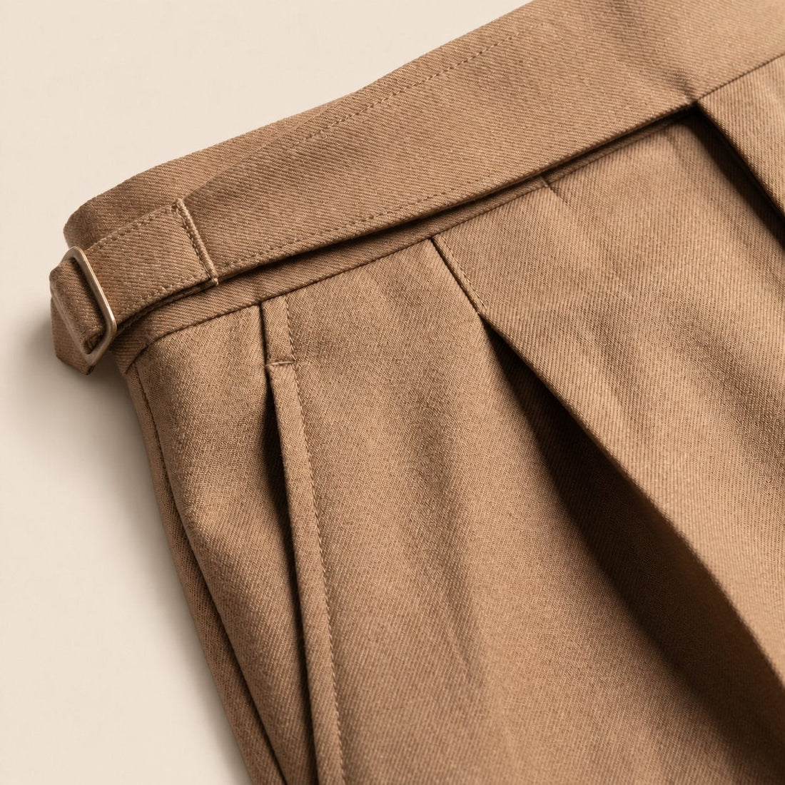 Men's Tailored fit Pleated Trousers