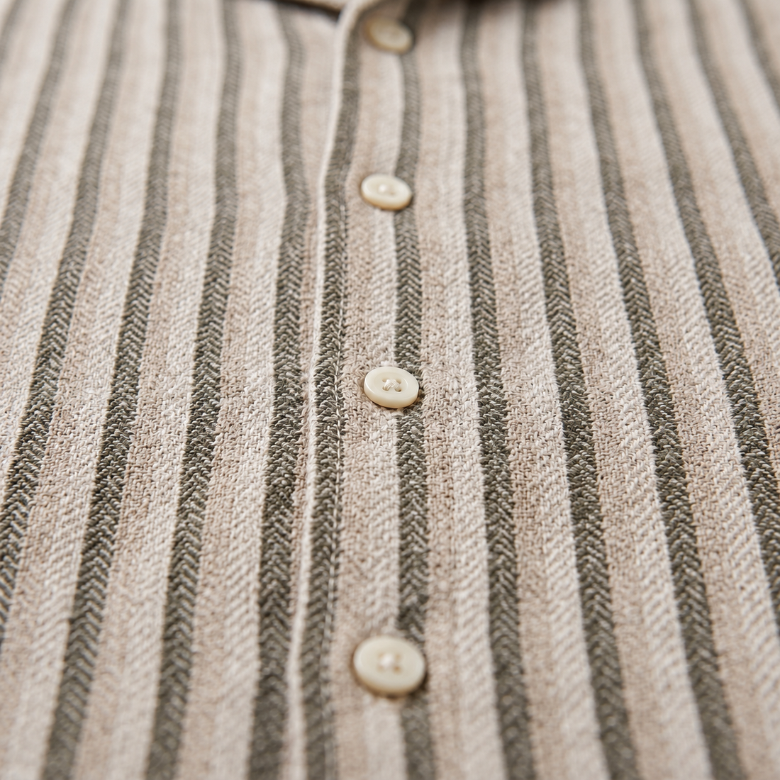 Men's Vertical Stripe Knit Resort Shirt